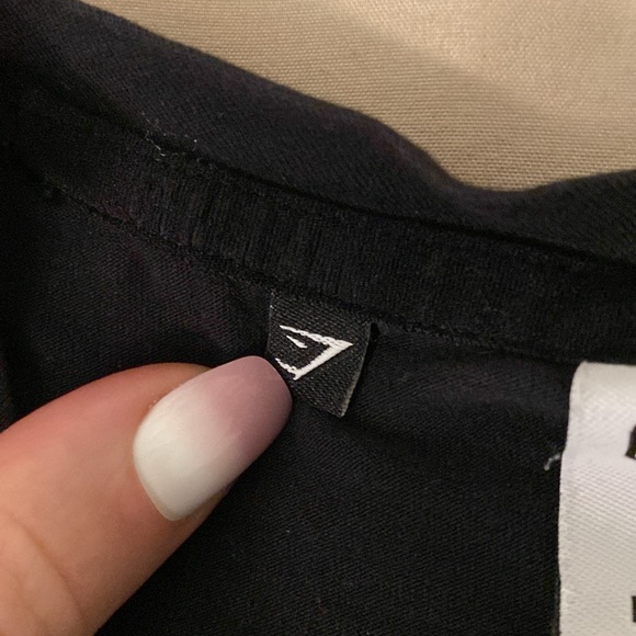 gymshark tee - Picture 3 of 5